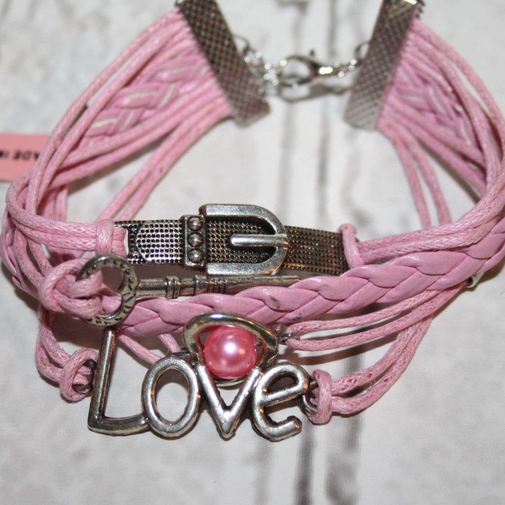 Beautiful pink and silver LOVE bracelet 7.5-9.5" NWT